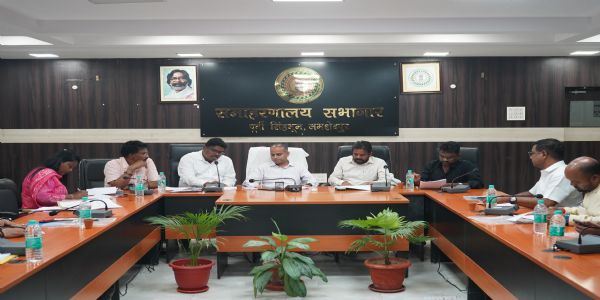 जिला पर्यटन परिषद की बैठक में पर्यटन का विकास करने पर चर्चा