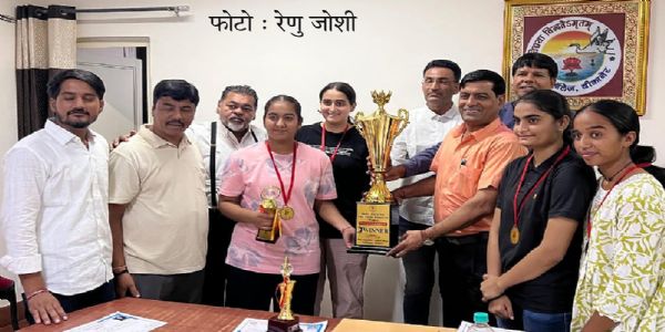 अन्तर विश्वविद्यालय खेल प्रतियोगिता: बैडमिंटन महिला वर्ग में डूंगर कॉलेज विजेता