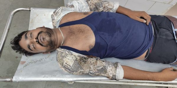 अनूपपुर: इंटरनेट सुधारने बिजली के खंभे पर चढ़े युवक की करंट से मौत