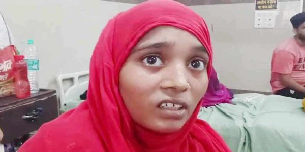 जौनपुर : जिला अस्पताल की डॉक्टर ने प्रसूता का इलाज करने से किया इंकार, जांच के आदेश