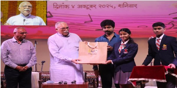 इंदौर के ऐतिहासिक डेली कॉलेज में  राष्ट्रीय स्वयंसेवक संघ के सह सरकार्यवाह अरुण कुमार
