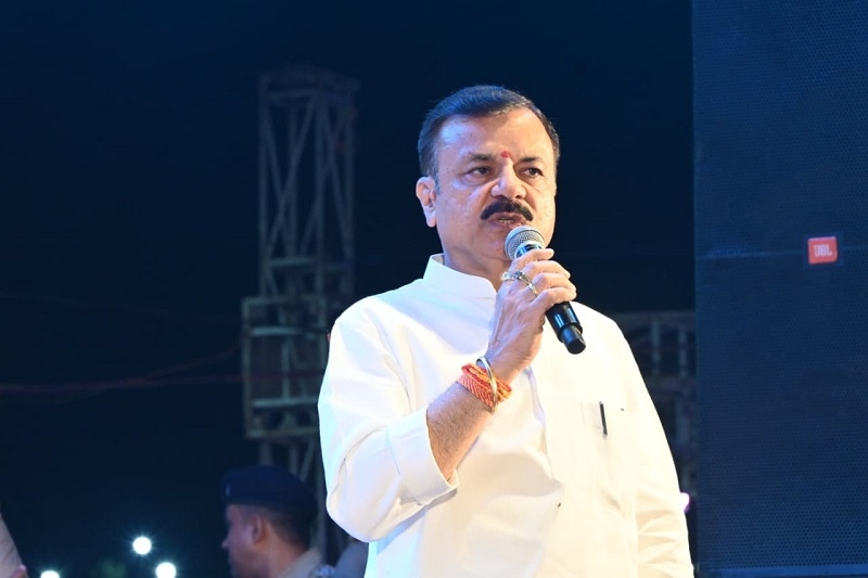 जबलपुर में नर्मदा महोत्सव की तस्वीर