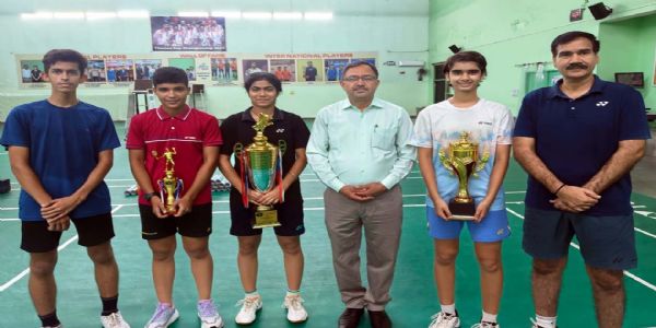 हरियाणा पावर स्पोर्ट्स ग्रुप लड़कियों की टीम ने सीबीएसई नेशनल बैडमिंटन टूर्नामेंट में मारी बाजी