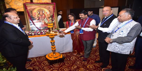 कमजोर एवं निर्बल वर्ग के उत्थान में समर्पित है वैश्य इंटरनेशनल एसोसिएशनः नन्दी