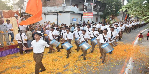 उज्जैन में संघ शताब्दी वर्ष में सात स्थानों से निकला पथ संचलन