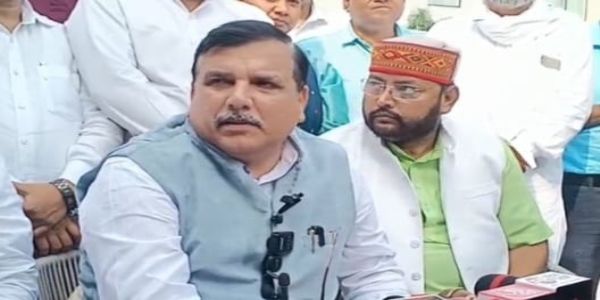 बचत उत्सव’ के नाम पर जनता को किया जा रहा है गुमराह:संजय सिंह*