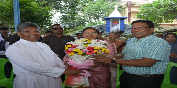 अलग-अलग पूजा पद्धति में दिखती है हमारी विविधता की सुंदरता  : शिल्पी