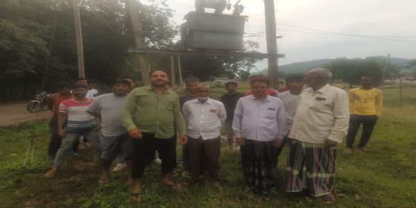 गोविंदपुर गांव में तीन माह से बिजली आपूर्ति ठप, ग्रामीण आक्रोशित
