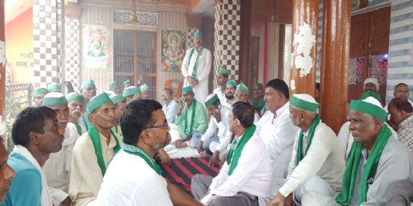किसानों के मसीहा को श्रद्धांजलि, टिकैत की जयंती पर गूंजी किसानों की आवाज
