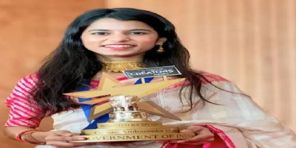 अलीनगर से बीजेपी की संभावित उम्मीदवार बनेंगी लोकगायिका मैथिली ठाकुर, मिथिला में उत्साह की लहर