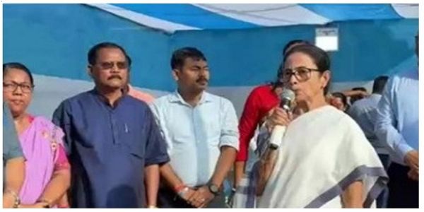 बाढ़ प्रभावित जलपाईगुड़ी पहुंची मुख्यमंत्री, कहा- शांत और संयम रखें, अप्रिय घटना से बचे