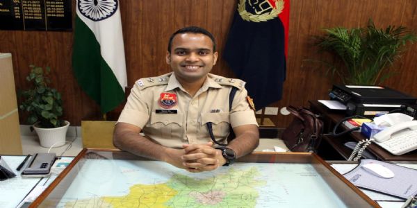 पार्सल डिलीवरी स्कैम से सावधान रहें, ऑनलाइन शॉपिंग की आड़ में ठगी का नया जाल : एसपी