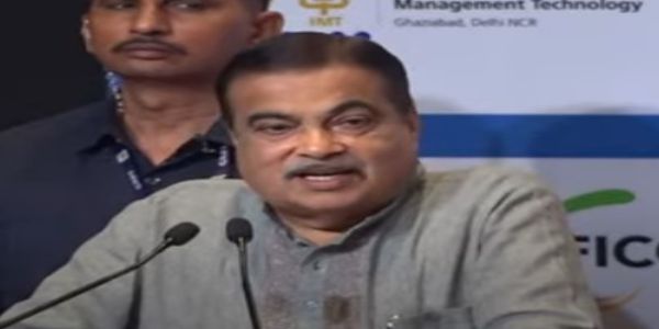 शिक्षा और नवाचार आधारित अनुसंधान से ही विकास संभव: गडकरी