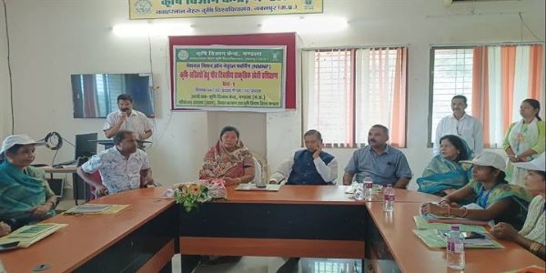 प्राकृतिक कृषि के महत्व को समझना जरुरीः मंत्री सम्पतिया उईके