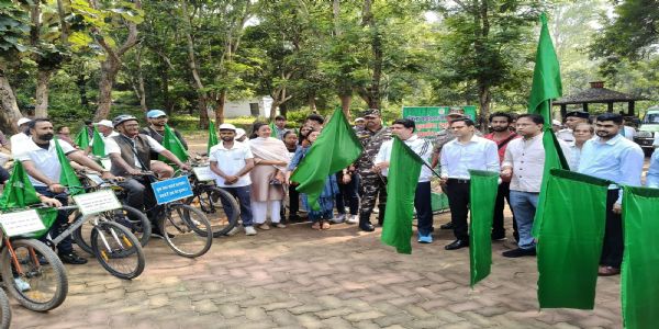 पर्यावरण संरक्षण को लेकर साइकिल जागरूकता रैली आयोजित