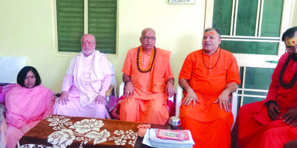 कनखल का मुनि मंडल आश्रम विवादों में, सात संतों पर लगा कब्जे के प्रयास का आरोप