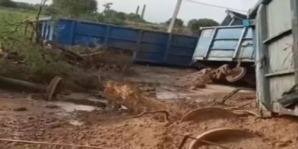 बीकानेर में मालगाड़ी के 37 डिब्बे पटरी से उतरे, कोई जनहानि नहीं
