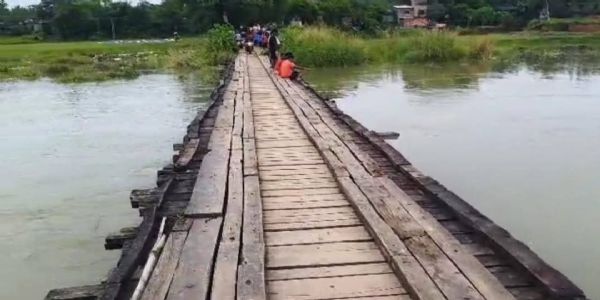 मेदनीपुर के कलेघाई नदी में जलस्तर बढ़ा, प्रशासन से त्वरित कदम की मांग