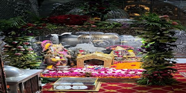 माता बाला सुंदरी मंदिर त्रिलोकपुर में आश्विन नवरात्र सम्पन्न ,2 करोड़ 4 लाख 6118 का चढ़ावा