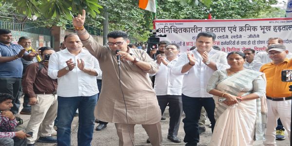 अंकुश नारंग ने एमटीएस कर्मचारियों से मुलाकात कर उनकी मांगों का किया समर्थन