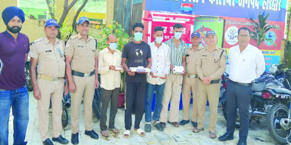हाइवे पर लूट में शामिल चार नकाबपोश बदमाश गिरफ्तार