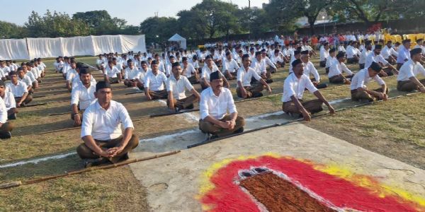 दमोहः राष्ट्रीय स्वयंसेवक संघ का महाराणा प्रताप उपनगर पथ संचलन संपन्न