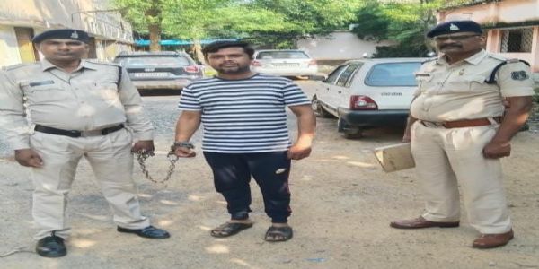 नशे में कार से ठाेकर मारकर अधेड़ व्‍यक्ति की जान लेने वाला आरोपित जेल दाख‍िल