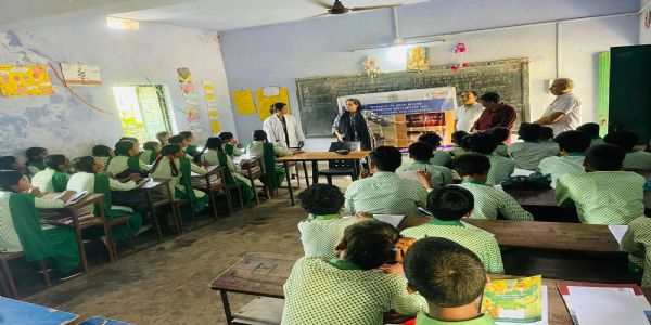 शिविर में हुई जांच में 22 बच्‍चों में फ्लोरोसिस की पुष्टि
