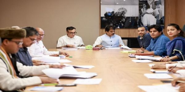 बिहार विधानसभा चुनाव में सभी पुराने चेहरों को आजमाएगी कांग्रेस, सीईसी की बैठक फैसला