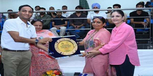 खिलाड़ियों को विधानसभा अध्यक्ष ने किया सम्मानित
