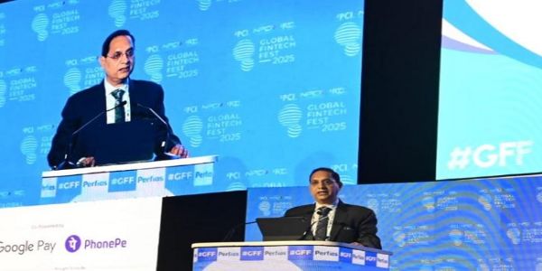 ग्लोबल फिनटेक फेस्ट’ 2025 को संबोधित करते तुहिन कांत पांडेय