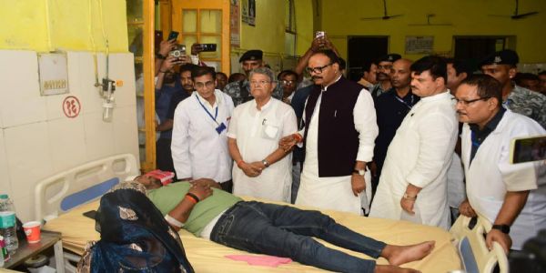 स्वास्थ्य सेवाओं की गुणवत्ता में कोई समझौता नहीं : डिप्टी सीएम बृजेश पाठक