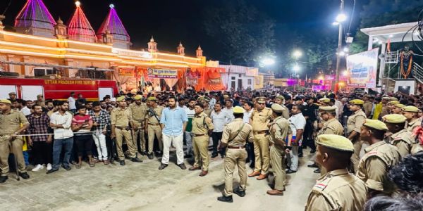 सुलतानपुर में 28 घंटे की शोभायात्रा के बाद बड़ी दुर्गा माता का विसर्जन संपन्न