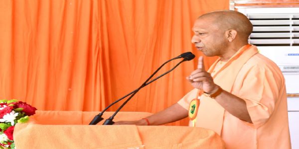 स्वस्थ शरीर और अनुशासन ही राष्ट्र निर्माण का आधार : याेगी आदित्यनाथ
