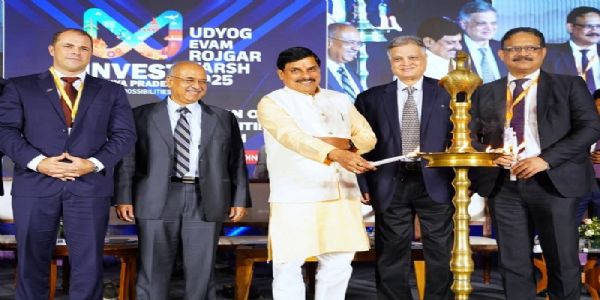 मध्य प्रदेश को मुम्बई के इन्टरैक्टिव सेशन में मिले 74,300 करोड़ रुपये से अधिक के निवेश प्रस्ताव