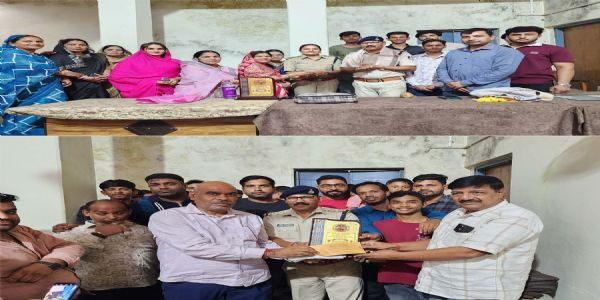 सिवनीः पुलिस ने अनुशासित दुर्गा उत्सव समितियों को किया पुरस्कृत