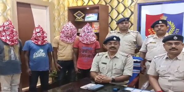 कालीपूजा से पहले हरिपाल में 515 किलो पटाखे जब्त