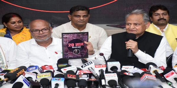 बिहार चुनाव देश के भविष्य की दिशा तय करेगा : अशोक गहलोत