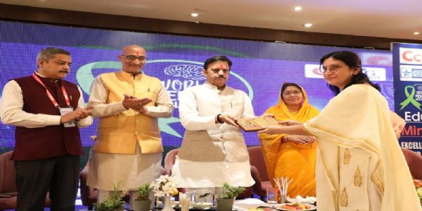 कोशिश पूरी करें, लेकिन असफलता से घबराएं नहीं: उप मुख्यमंत्री शुक्ल