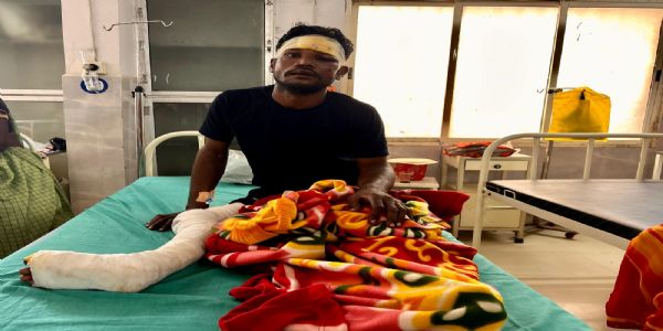बलरामपुर : आयुष्मान योजना बनी दिव्यांग शंकर का सहारा, गंभीर स्थिति में हुआ निःशुल्क उपचार