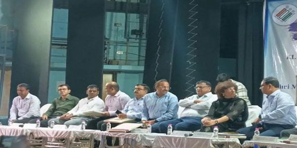 कोलाघाट में चुनाव आयोग की बैठक, विधानसभा चुनाव की तैयारी को लेकर प्रशासन को विशेष निर्देश