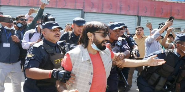 ओली की गिरफ्तारी की मांग पर युवाओं का प्रदर्शन, कई लोग गिरफ्तार