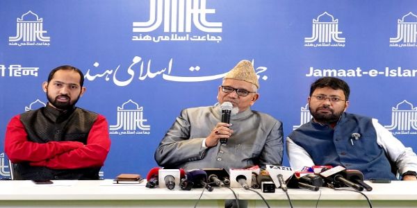 जमात-ए-इस्लामी हिंद के अपने दिल्ली के जामिया नगर स्थित मुख्यालय में आयोजित संवाददाता सम्मेलन में जमात के उपाध्यक्ष प्रो. सलीम इंजीनियर