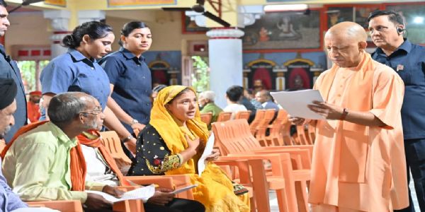 जनता की समस्याओं के समाधान को संकल्पित है सरकार : मुख्यमंत्री