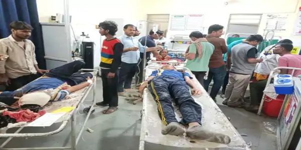 कोटा में स्कूल वैन और बोलेरो की टक्कर में दाे छात्राओं की मौत, 12 बच्चे घायल