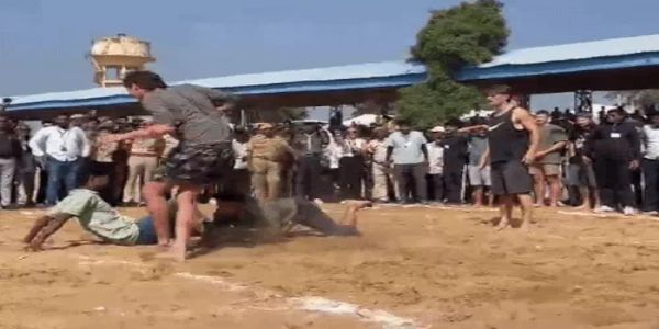 पुष्कर मेला : देसी-विदेशी रंग में रंगा पुष्कर