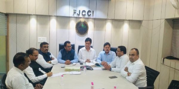 यूथ कनेक्ट उप समिति की बैठक में युवाओं को चेंबर से जोड़ने पर चर्चा