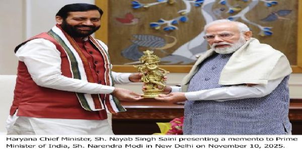 हरियाणा के मुख्यमंत्री नायब सिंह सैनी सोमवार को यहां प्रधानमंत्री नरेन्द्र मोदी से मुलाकात के दौरान