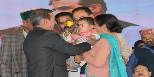 मंडी में आपदा पीड़ितों को 81 करोड़ की राहत, सीएम सुक्खू ने शुरू की ‘मधु मांडव’ पहल