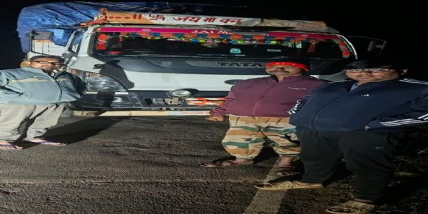 जशपुर: अवैध धान परिवहन पर बड़ी कार्रवाई, सिमडेगा से आ रही 300 बोरियां जब्त